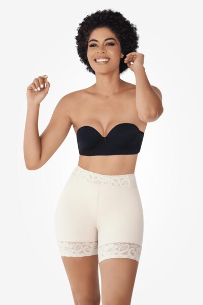 REF. 3001 Panty Corto con Control...
