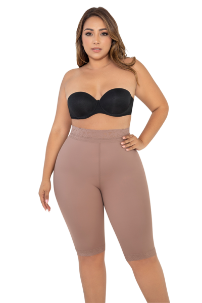 REF. 3010 Panty Largo Con Control De Abdomen Y Realce Invisible.